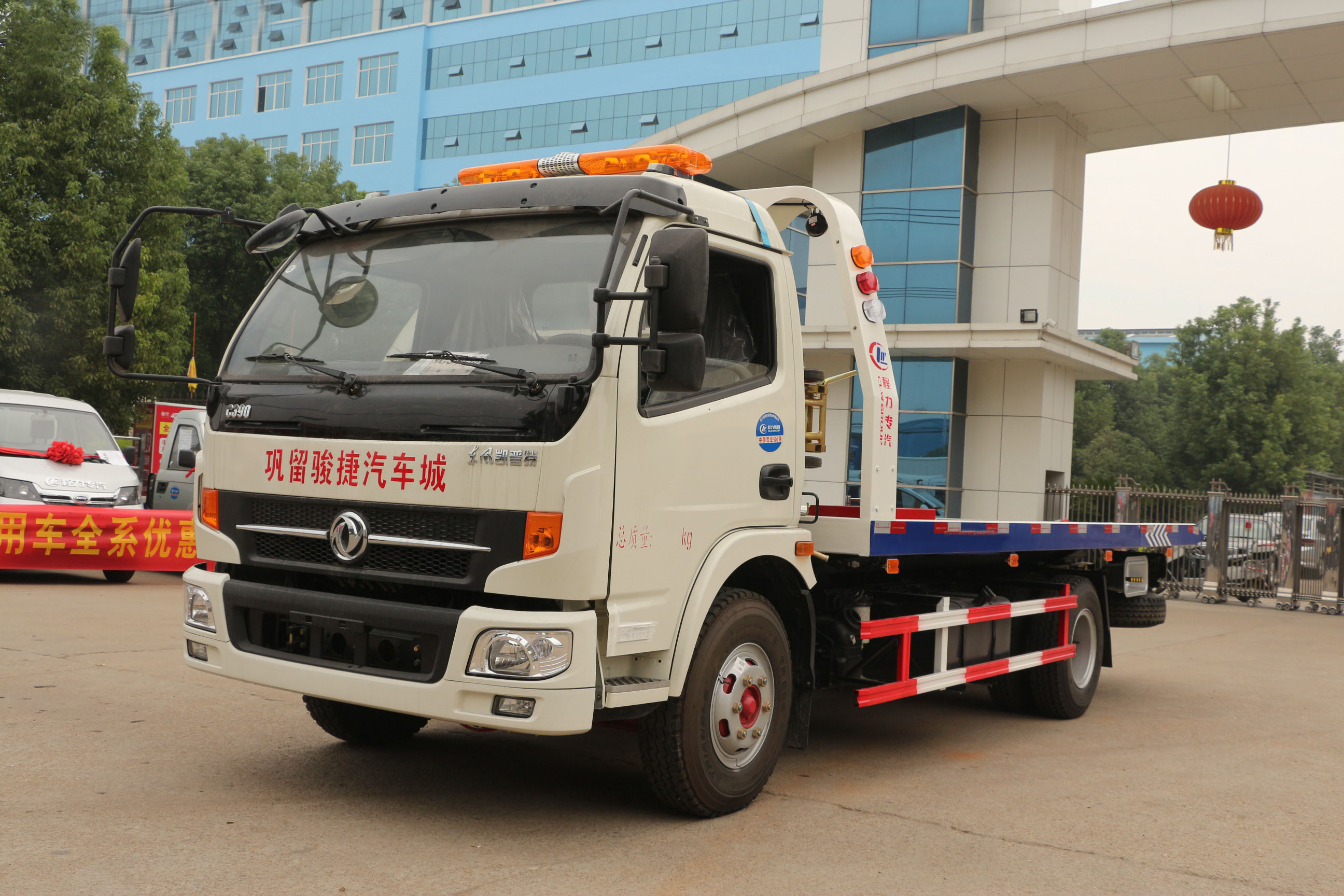 清障車廠家售后保養(yǎng)