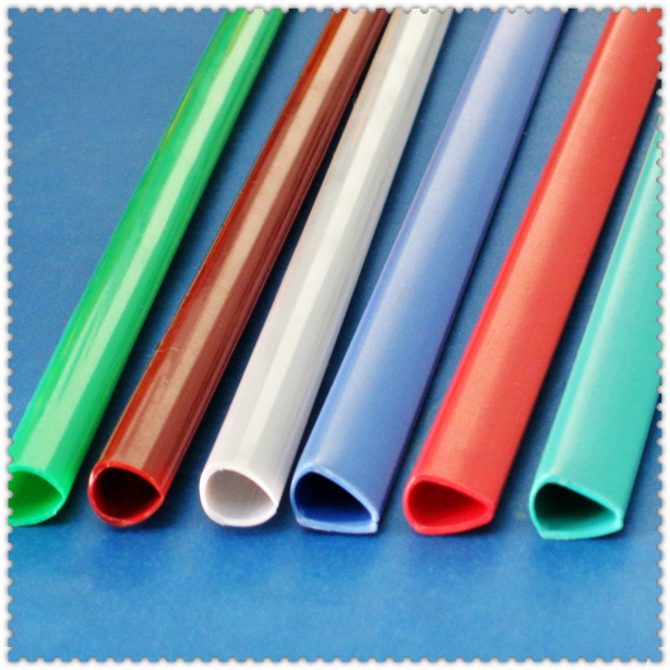 廠家給你推薦放心產(chǎn)品，抽拉條，裝訂夾供應(yīng)裝訂夾，抽干條，塑料夾條