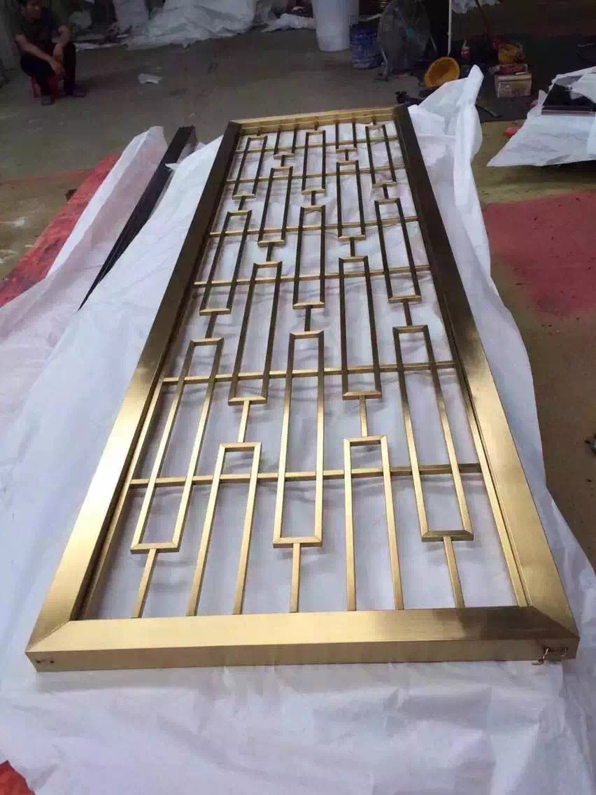 不銹鋼屏風(fēng)廠家 定制酒店裝飾玫瑰金不銹鋼屏風(fēng) 會(huì)館不銹鋼隔斷 不銹鋼屏風(fēng)隔斷 不銹鋼屏風(fēng)花格