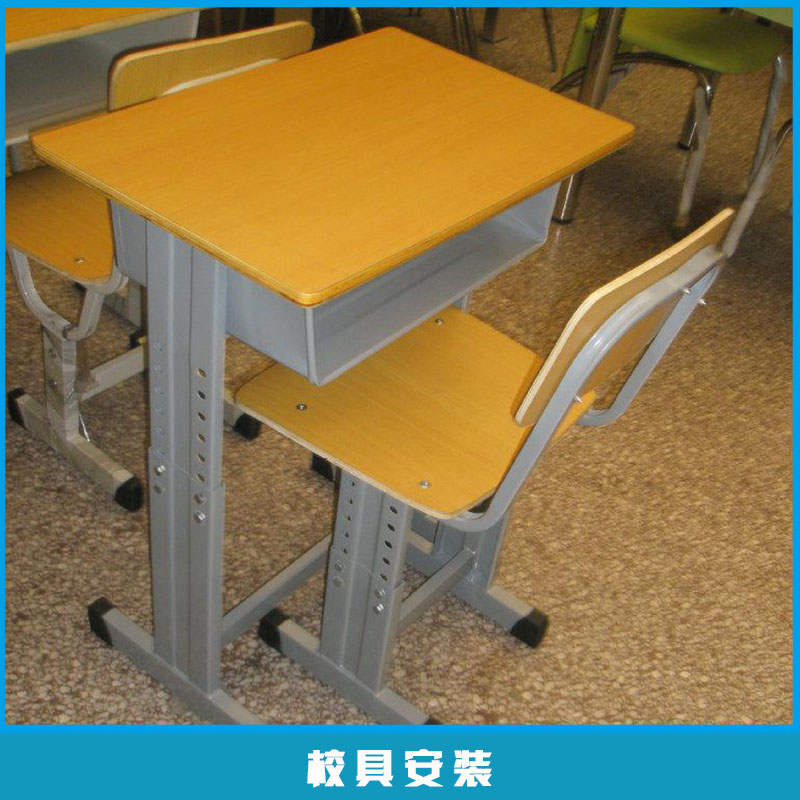 承接各種校具安裝學(xué)校學(xué)生課桌書桌/宿舍柜子床鋪維修安裝服務(wù)
