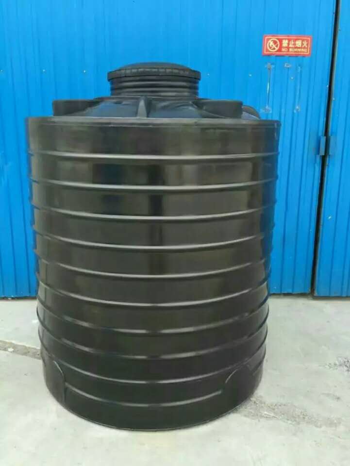 供應山東5噸塑料桶耐酸堿5立方塑料儲罐