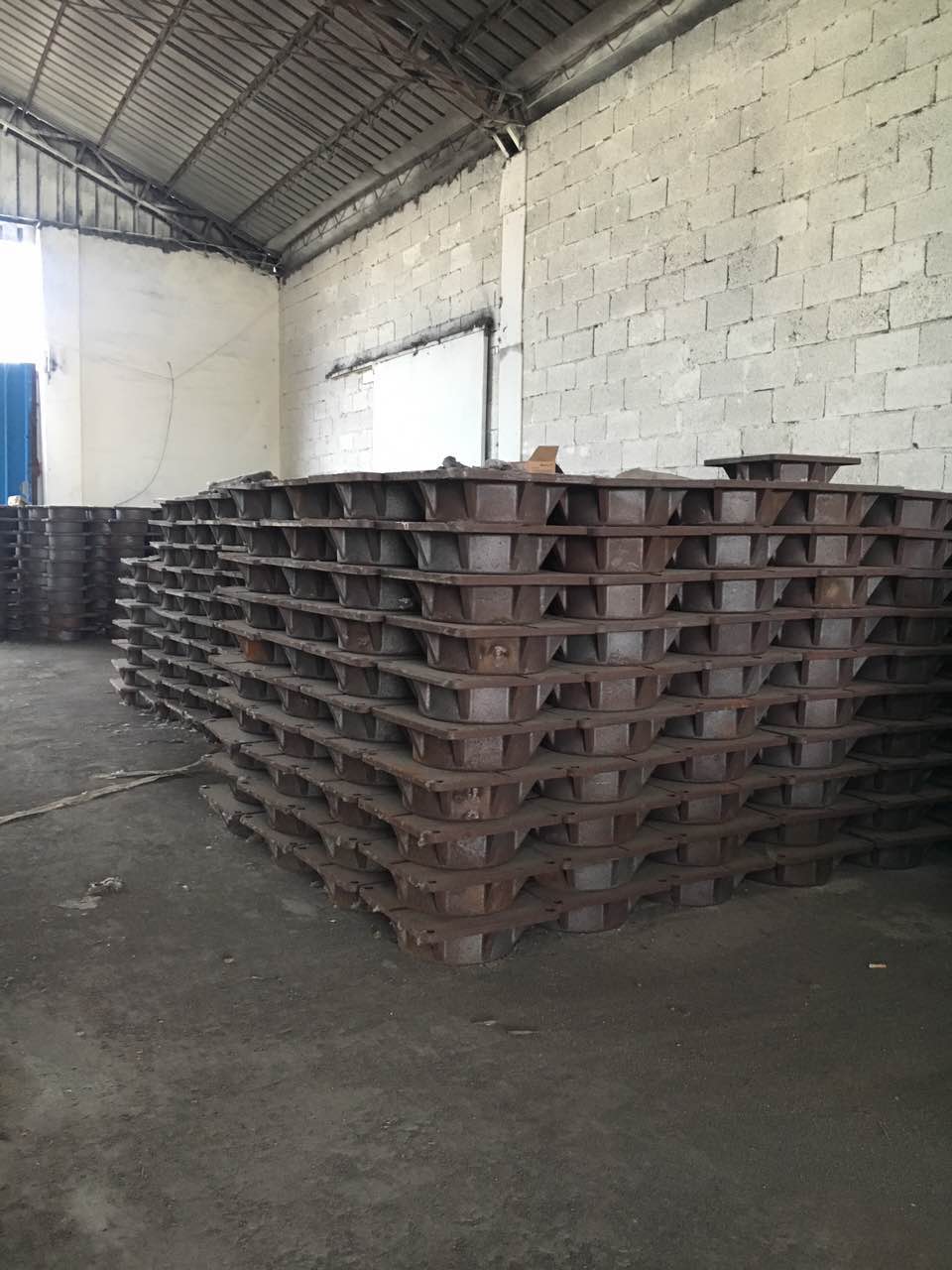 徐州金屬鑄造   加工銷售金屬鑄造   砂型鑄造
