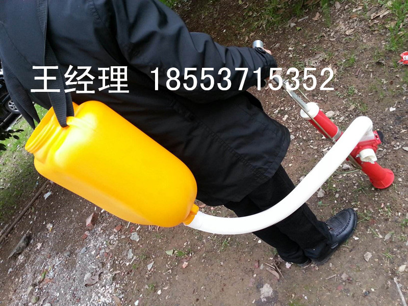背負腳踏式施肥器 果樹施肥效果頂呱呱 經(jīng)濟實用