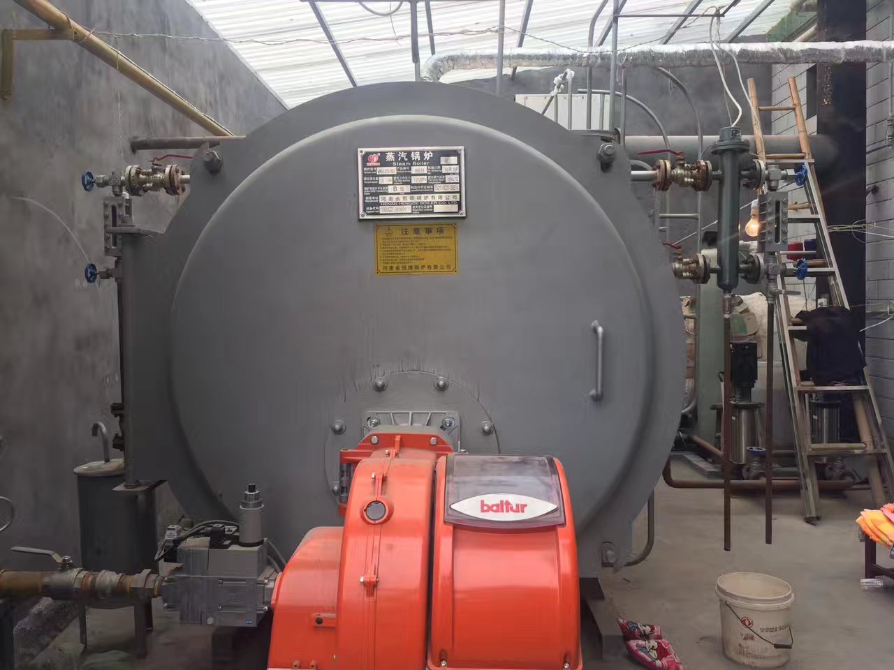 遼陽(yáng)市燃油氣蒸汽鍋爐鍋爐酸洗的目的和洗工作  燃油.氣蒸汽鍋爐