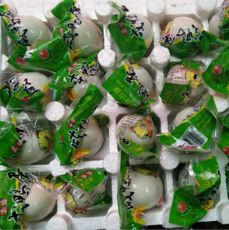 批發(fā)供應(yīng) 微山湖麻鴨蛋 即食鴨蛋 20枚裝真空包裝高油咸鴨蛋65