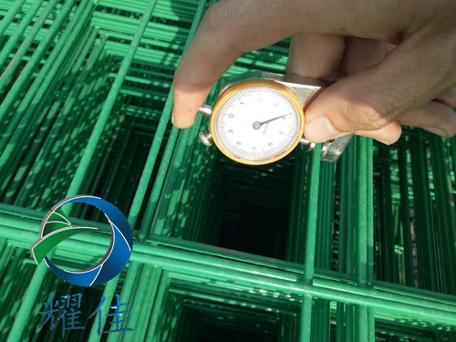 雙邊絲護(hù)欄網(wǎng) 廠家 *-耀佳 雙邊護(hù)欄網(wǎng)