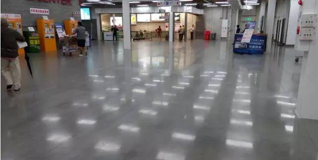 水泥基自流平 水泥基磨石地坪