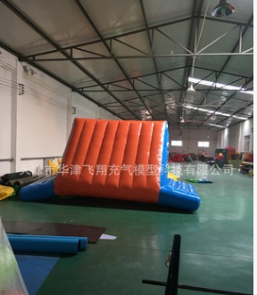 天津廠家生產(chǎn)直銷水上沖關(guān)充氣滑梯拱橋橋梁獨(dú)木橋