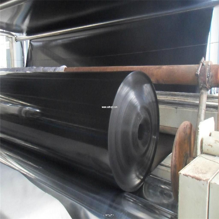 鑫沃復(fù)合土工膜廠家  聚乙烯土工膜  環(huán)保水產(chǎn)養(yǎng)防滲膜