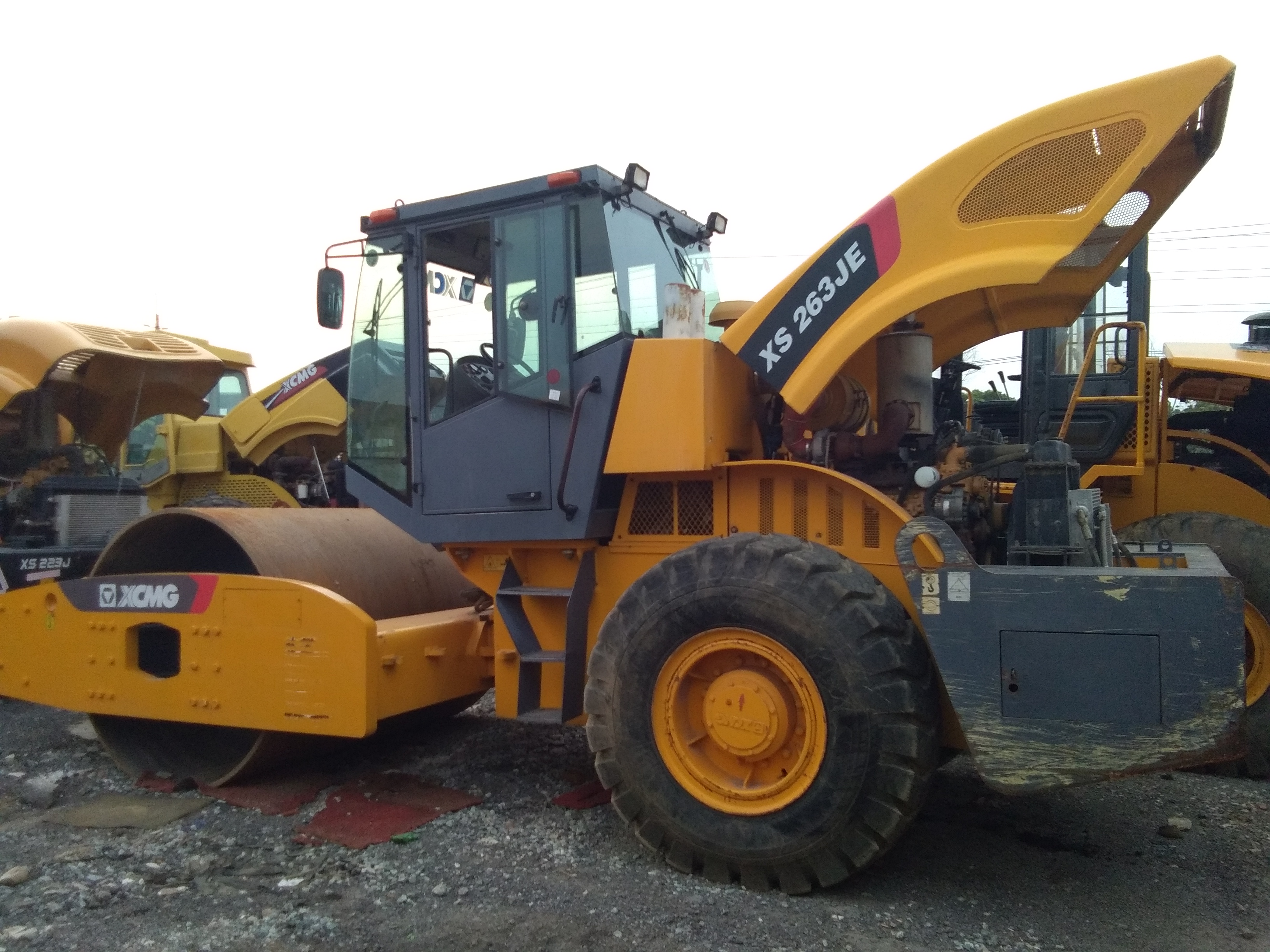 原裝二手徐工26噸壓路機(jī) 手續(xù)齊全 *車況（質(zhì)保一年，包送貨）