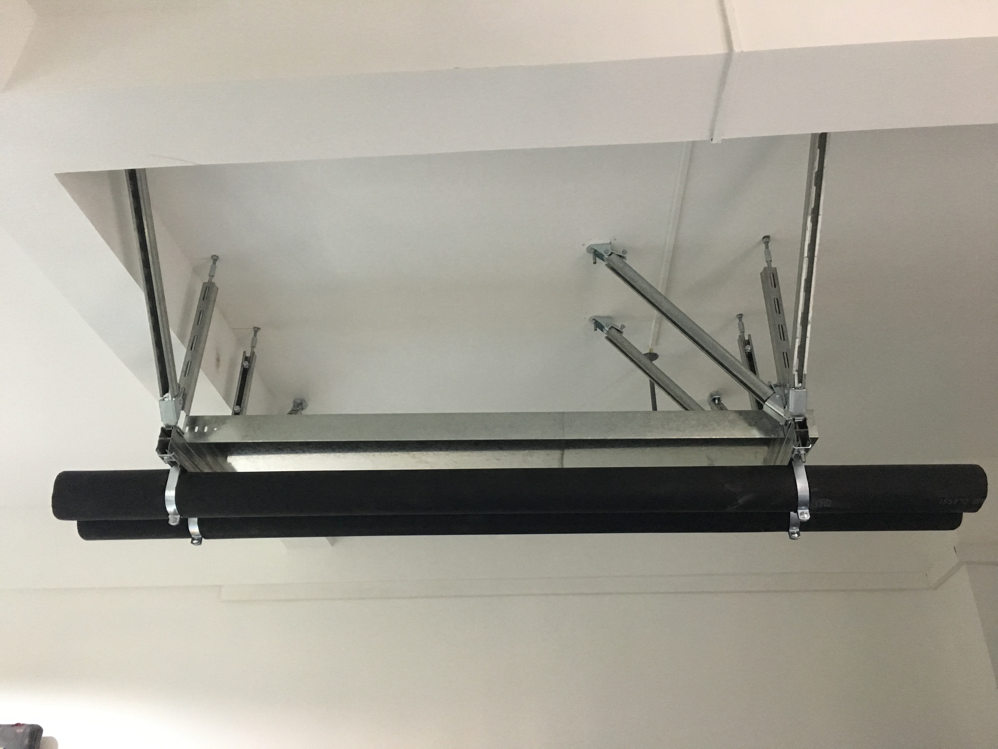 抗震支吊架 專業(yè)生產(chǎn)支吊架 畢姆科技