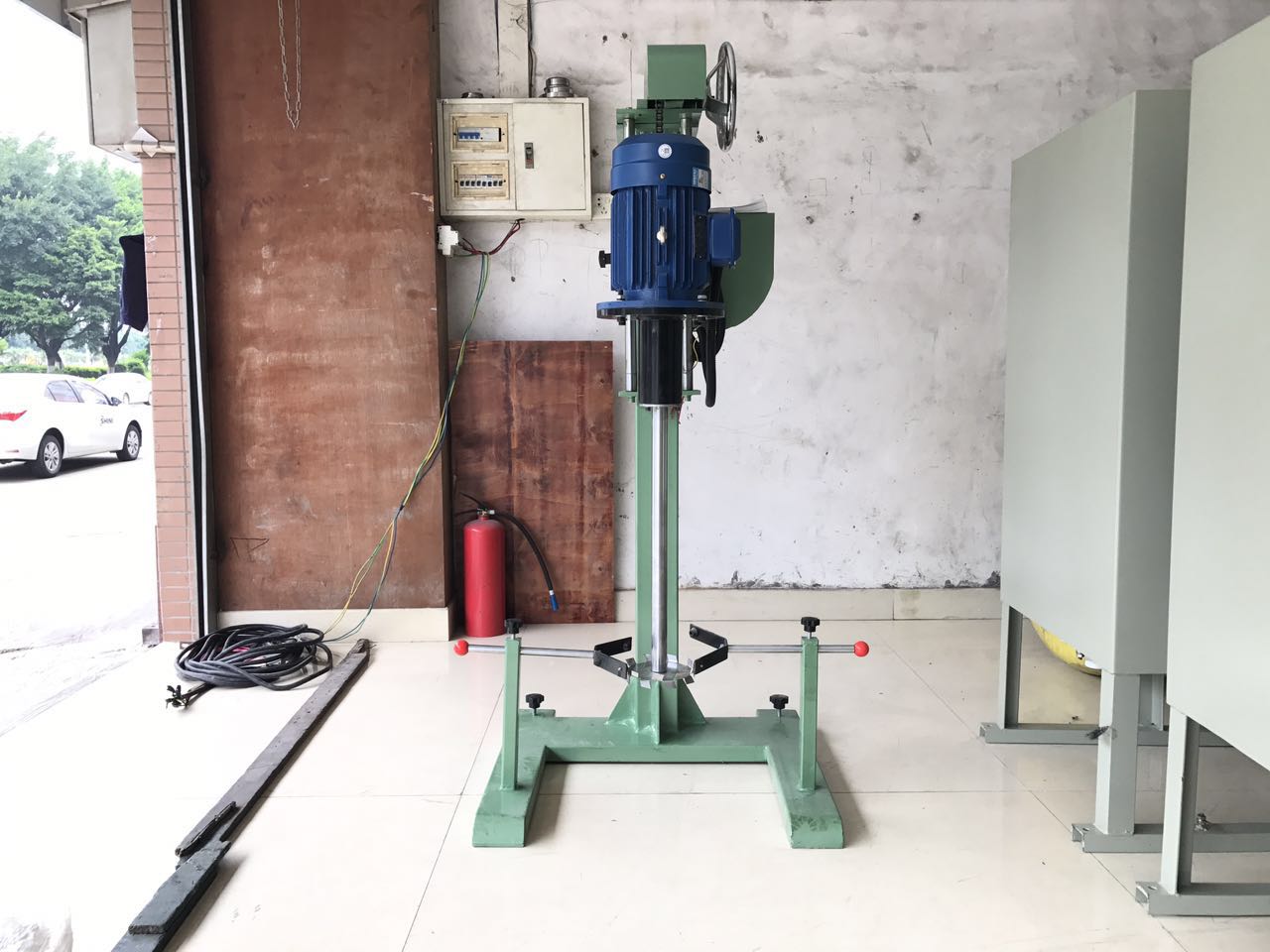 佛山朋昌廠家直銷SDF2200W實驗室分散機(jī) 高速分散機(jī) 小型分散機(jī) 2200W分散機(jī)