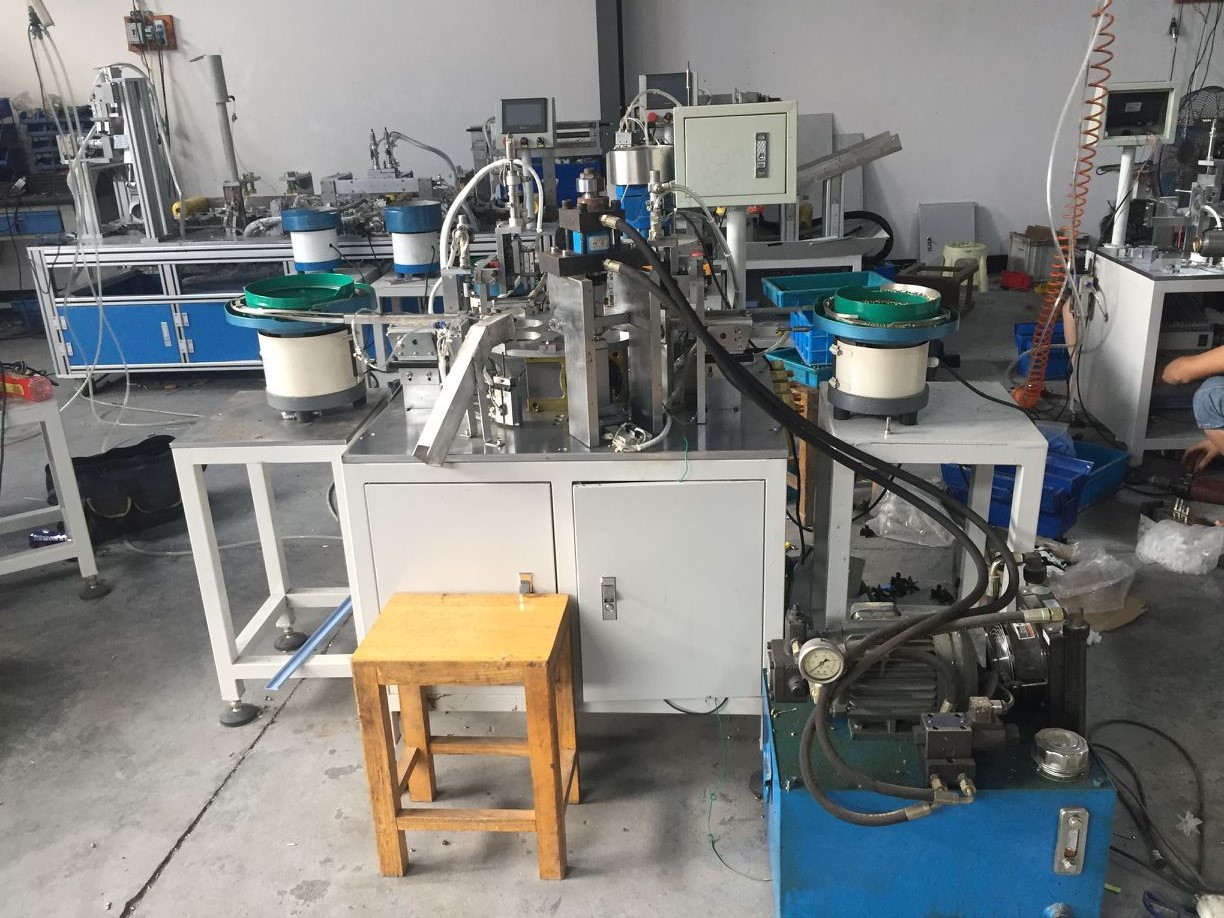 海釣漁具全自動(dòng)裝配機(jī)