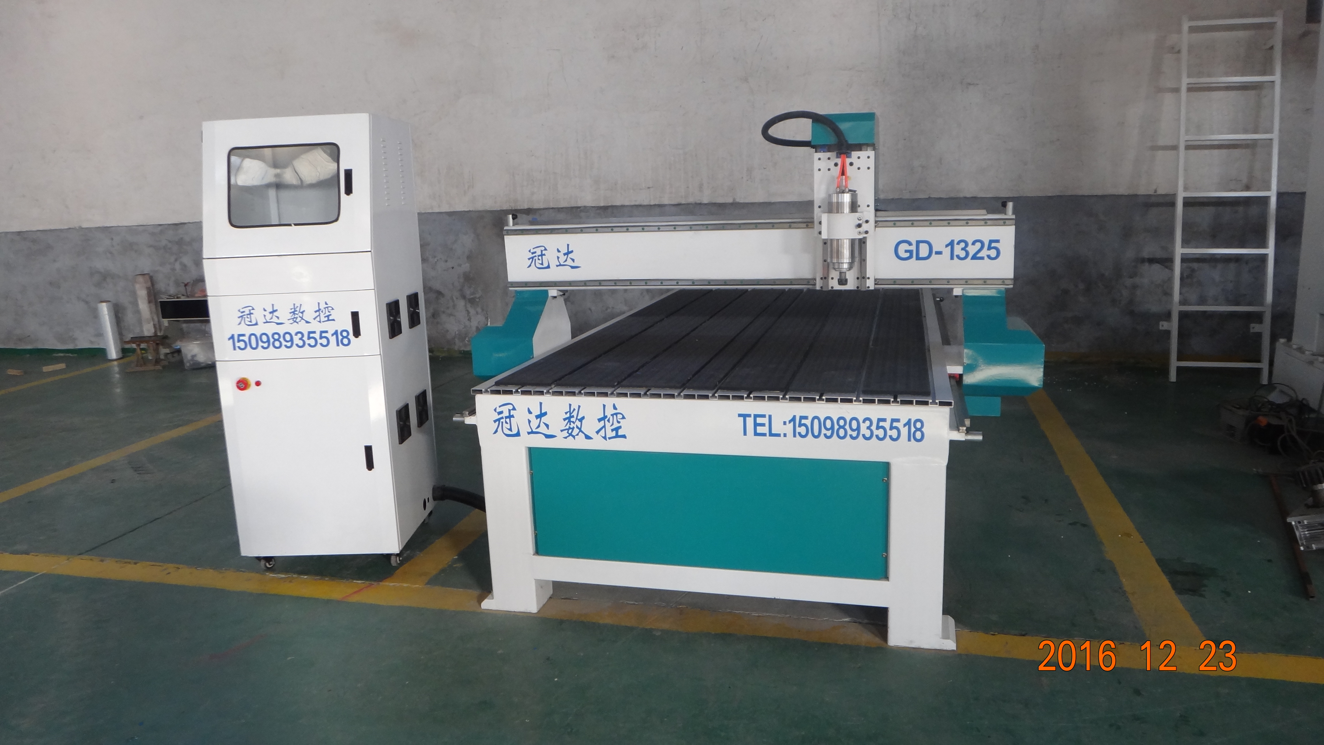 廠家定制數(shù)控雕刻機