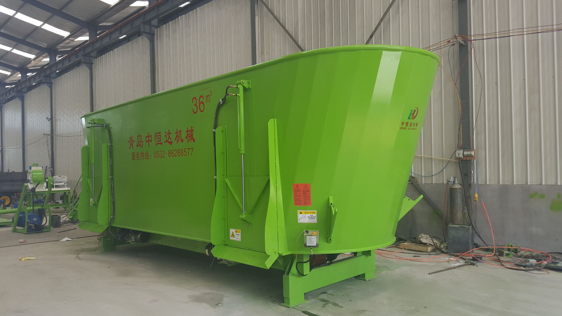 中恒達立式TMR飼料攪拌機