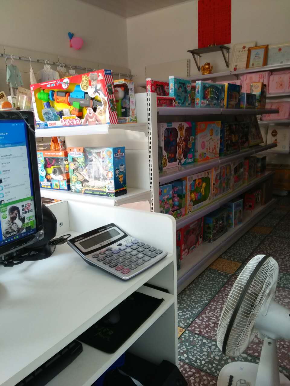 母嬰店貨架哪里有 日式雙面貨架廠家 雙面貨架廠家 廣東雙面貨架