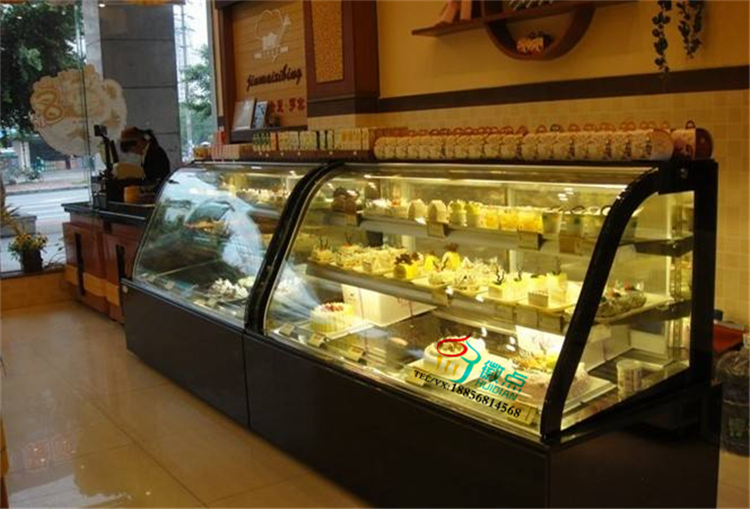 供應雙弧形后開門蛋糕保鮮冷藏柜 甜品展示柜 面包存放柜