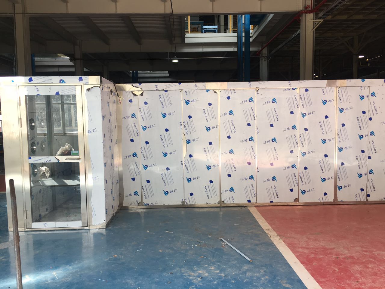 風(fēng)淋室 通道風(fēng)淋室 風(fēng)淋室廠家 不銹鋼風(fēng)淋室 單人風(fēng)淋室 雙人風(fēng)淋室 風(fēng)淋門