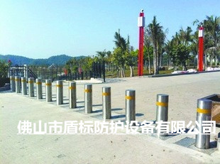 盾標(biāo)防護(hù)生產(chǎn)半自動(dòng)升降*，步行街防撞升降伸縮*