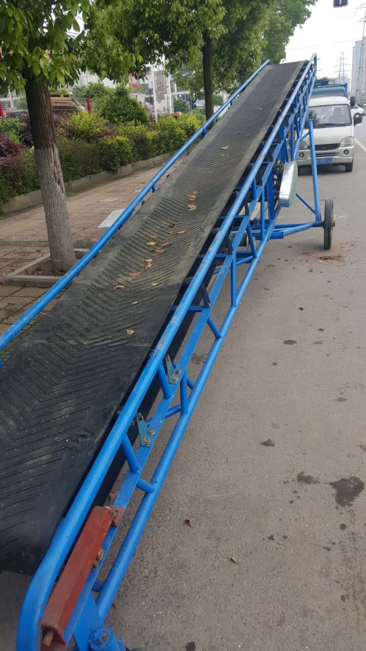 廠家供應(yīng)輸送機(jī)，輸送帶，托輥滾筒