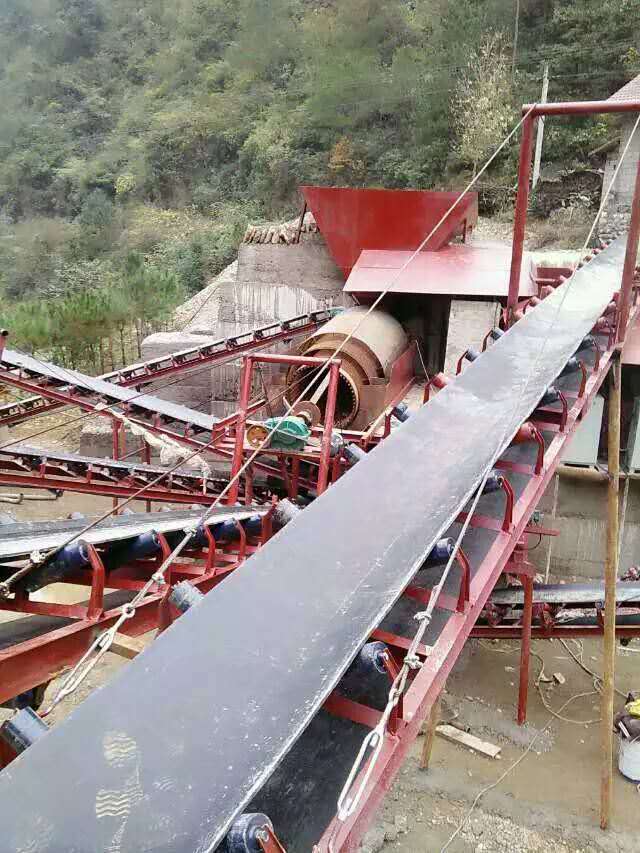 廠家供應(yīng)輸送機(jī)，輸送帶，托輥滾筒