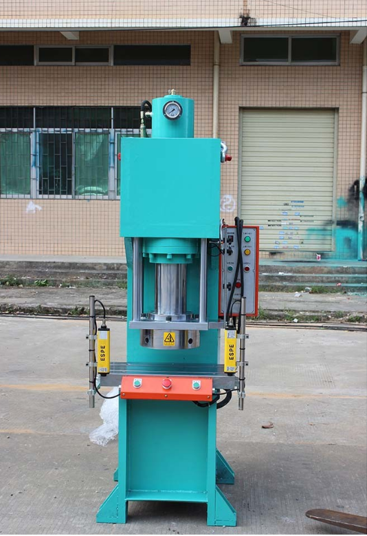 小型精密液壓機 10噸單臂校正液壓機    10噸單臂C型液壓機