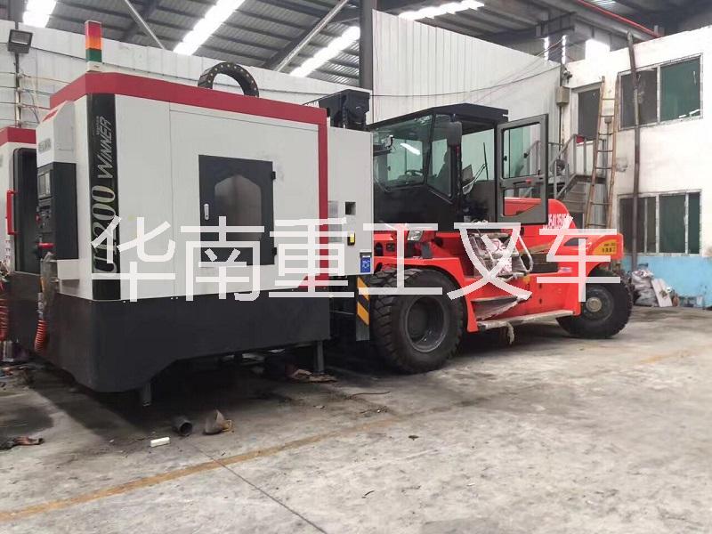 15噸叉車 供應(yīng)出租搬運(yùn)租賃裝卸15噸叉車采購(gòu)商機(jī)價(jià)格