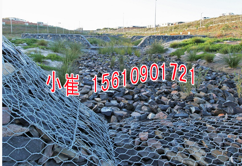 黑龍江大壩防洪鉛絲石籠護(hù)坡格賓網(wǎng)墊駁岸