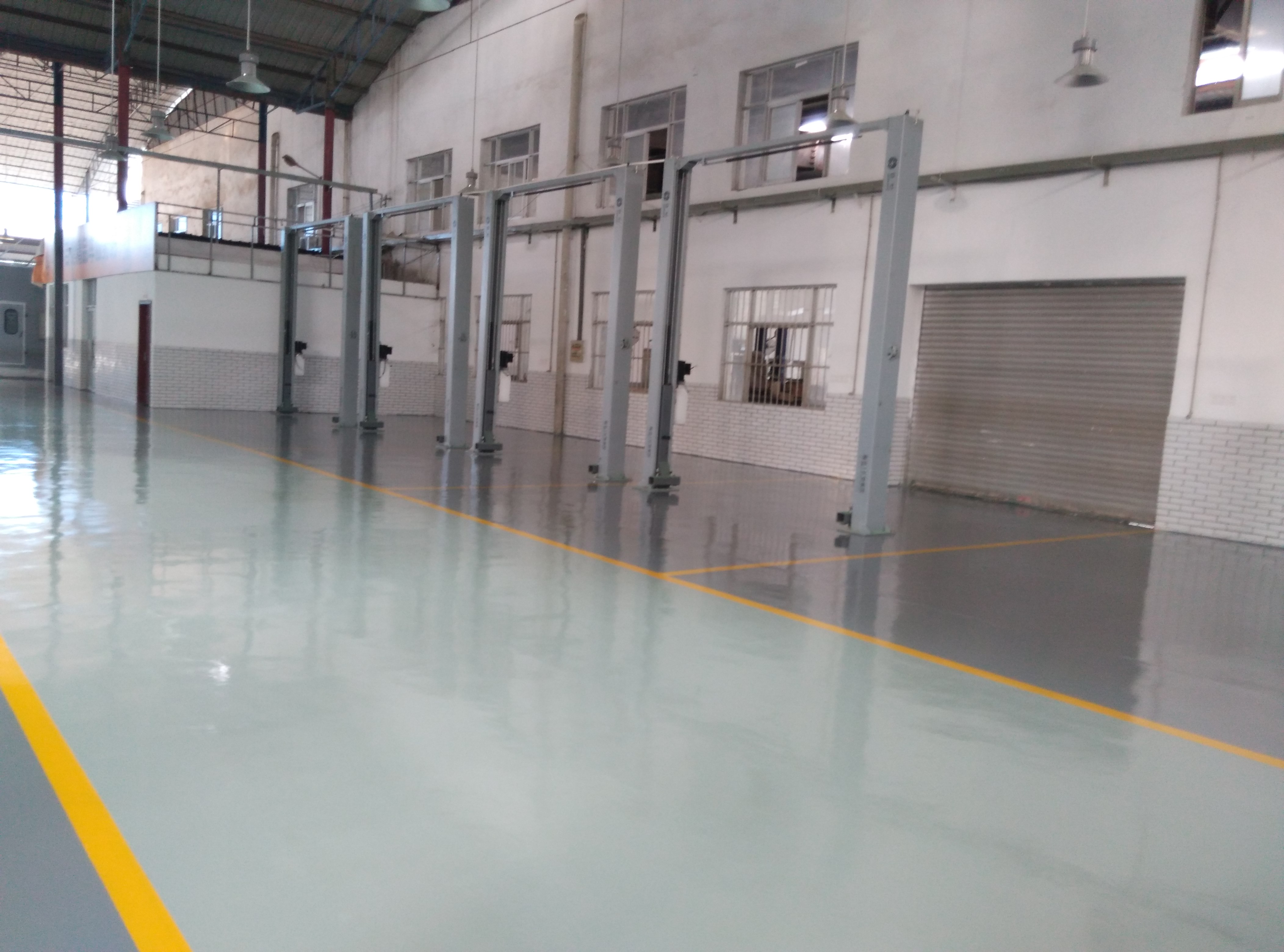 廣西柳州環(huán)氧樹脂地坪漆 廣西桂林環(huán)氧樹脂地坪漆