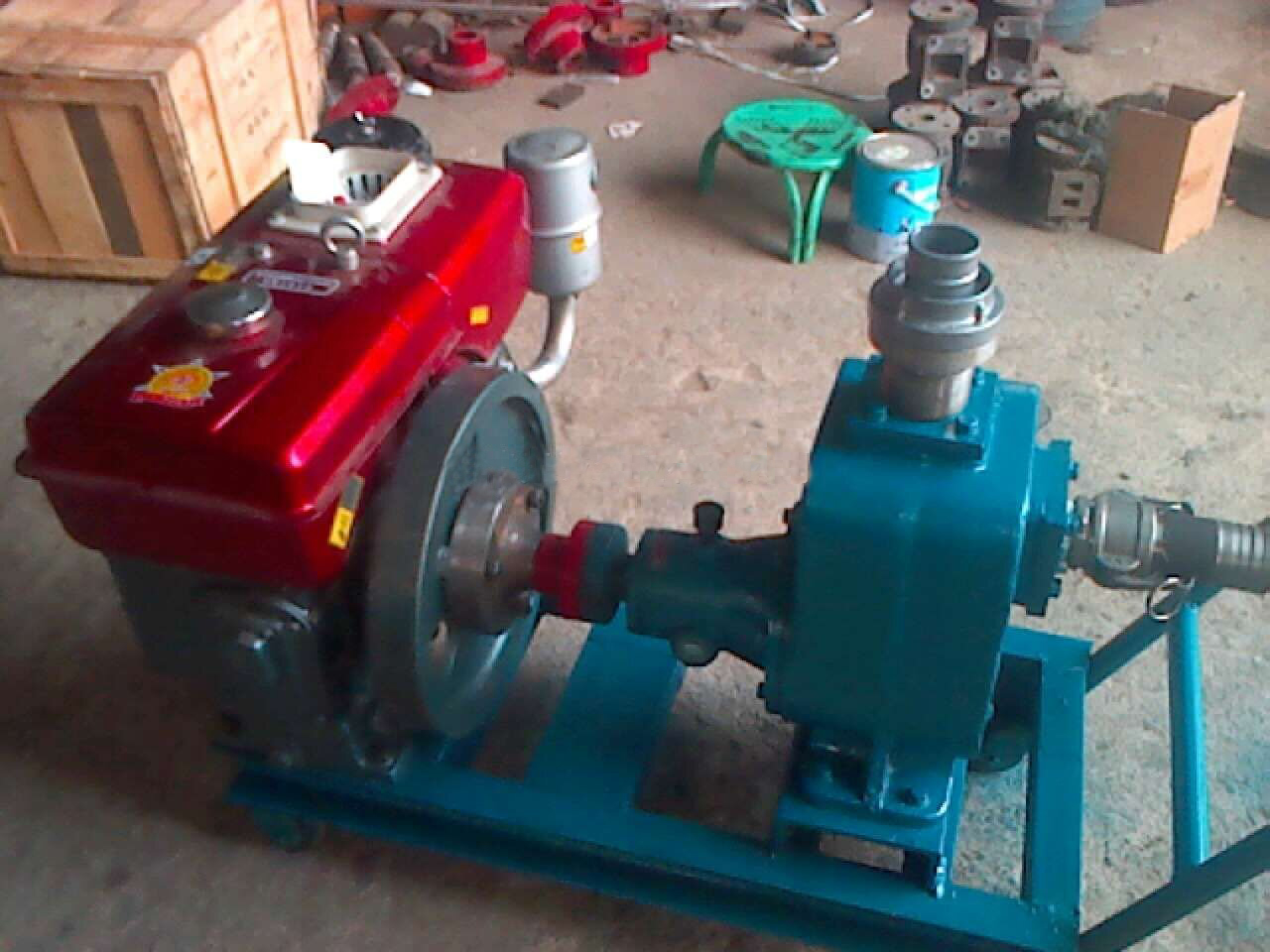 廠家直銷CYZ自吸式離心泵型號25CYZ-27轉(zhuǎn)速2900轉(zhuǎn)