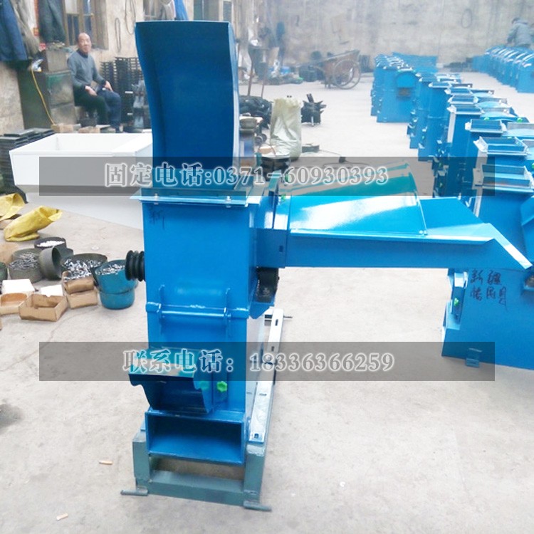 600型多功能鍘草揉草粉碎機(jī) 三相電600款鍘草粉碎機(jī)  600型多功能鍘草粉碎機(jī)