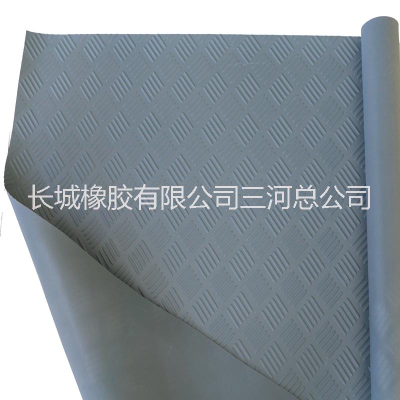 廠家直銷 無毒無味 高環(huán)保橡膠板