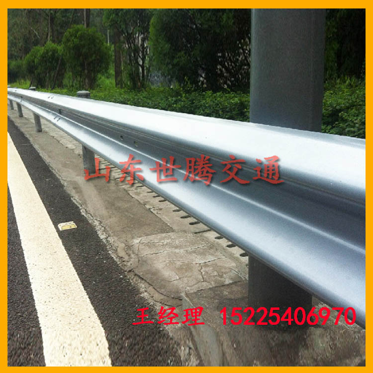 江西九江波形護欄板價格 熱鍍鋅高速公路波形護欄防撞護欄含施工安裝