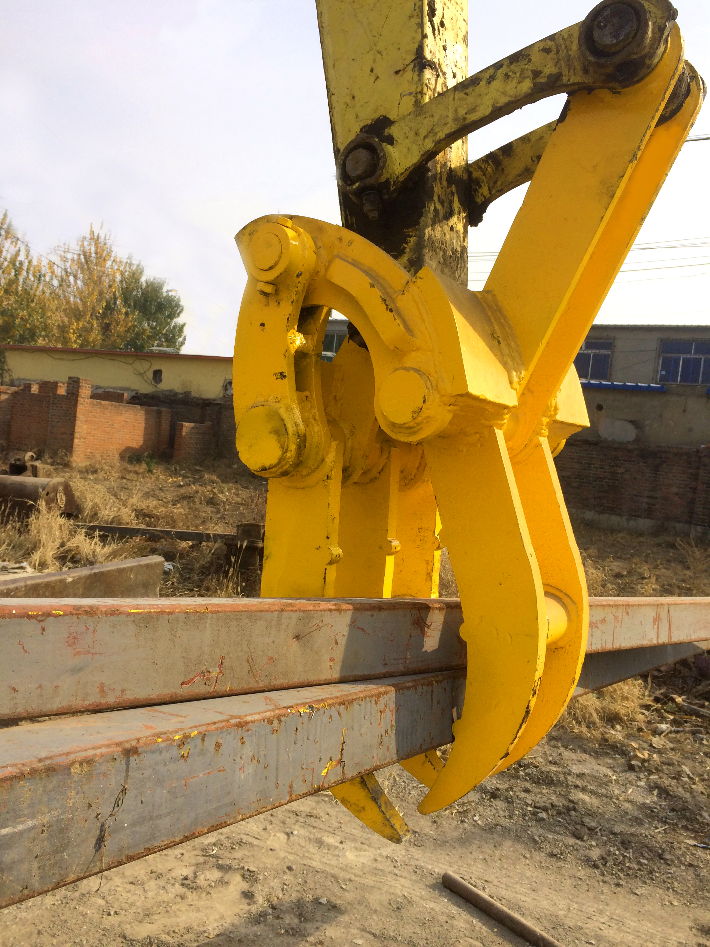 抓鋼機、山東抓鋼機廠家、山東抓鋼機價格、山東抓鋼機哪家好