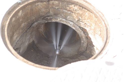 龍灣區(qū)非開(kāi)挖管道修復(fù)潛水作業(yè)