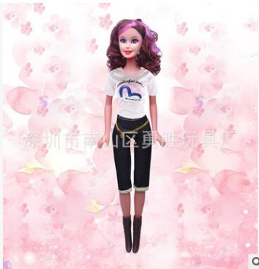 芭芘巴比娃娃28寸手提時(shí)尚音樂(lè)盒 3D真眼仿真搪膠玩具換裝娃娃