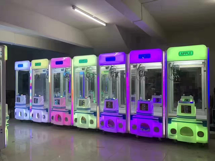 新款娃娃機*娃娃機公仔機抓煙機自動售貨機