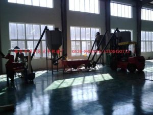 供應(yīng)自動化肥粉碎機自動上料 成套化肥粉碎機