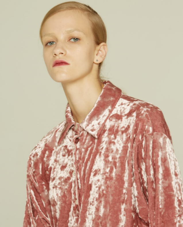 休閑套裝 時尚套裝原創(chuàng)獨立設計天鵝絨面料金絲絨布不倒絨 定制產(chǎn)品