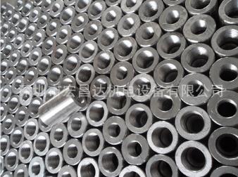 廠家批發(fā)鋼筋接駁器直螺紋連接套筒直銷，直螺紋滾絲機供應(yīng)商直銷