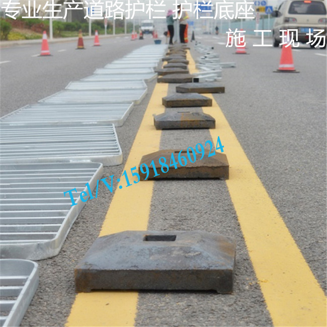 廣州綠化帶防護欄 供應熱鍍鋅欄桿 珠海大橋隔離護欄安裝 便宜