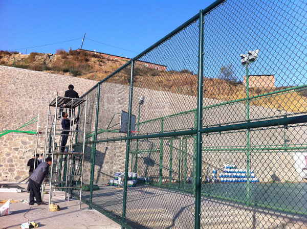 巨人球場護欄網(wǎng) 球場圍網(wǎng) 體育場圍網(wǎng) 運動場圍欄施工可定做