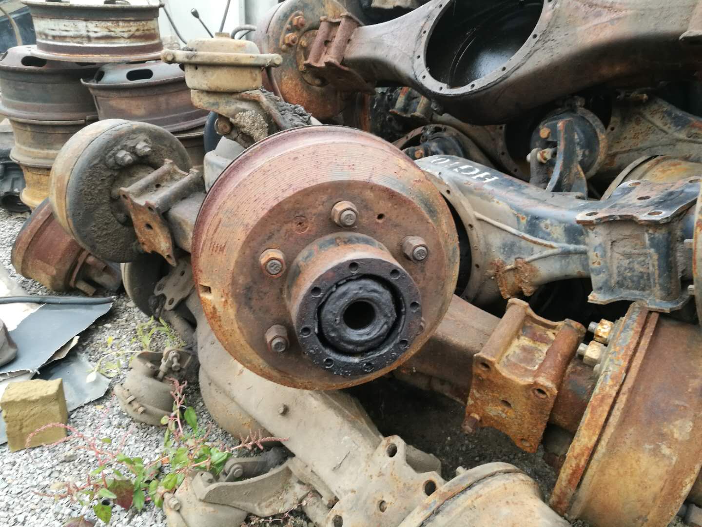 130汽剎后橋殼廠家 130汽剎后橋殼價(jià)格 130汽剎后橋殼直銷