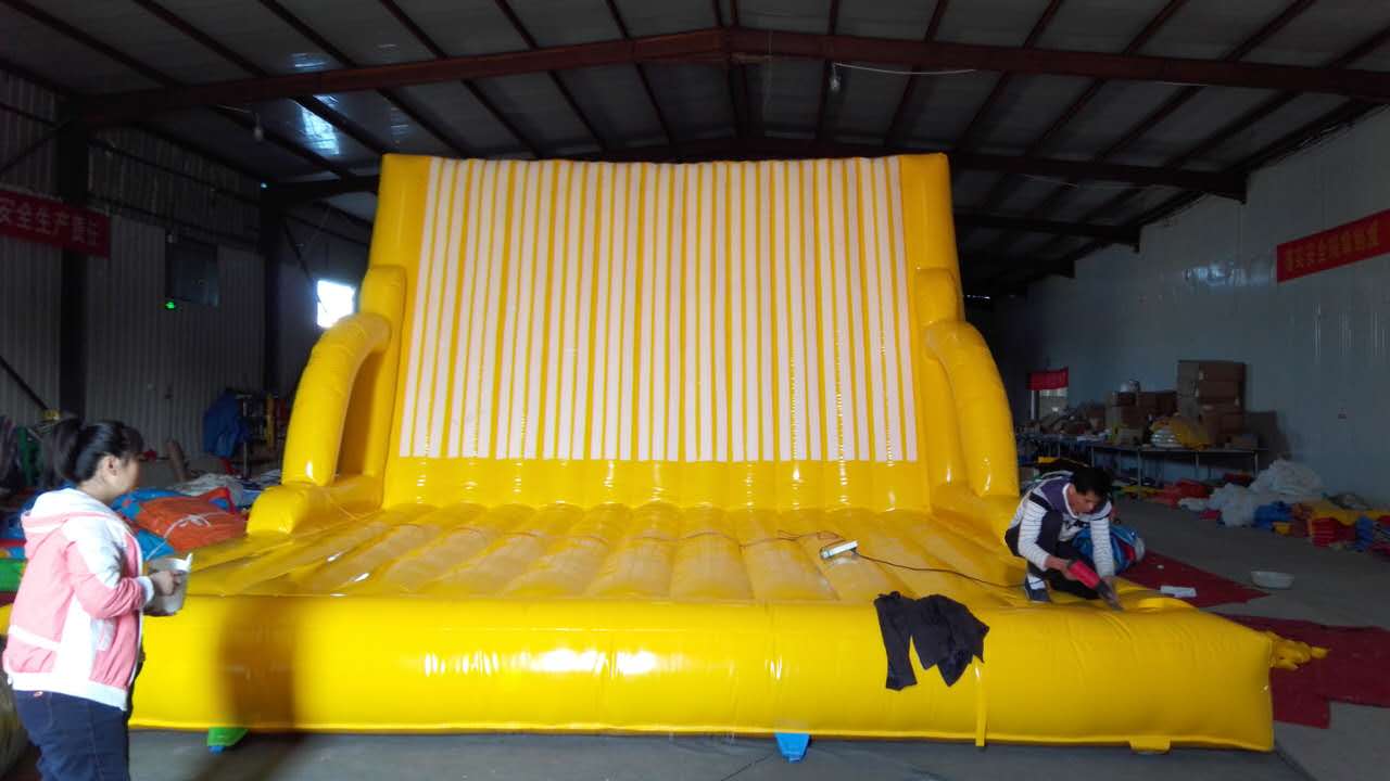 充氣趣味粘粘樂_充氣趣味粘粘樂廠家批發(fā)