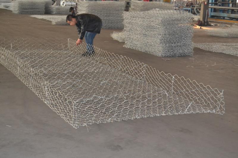 宏利雙隔板雷諾護(hù)墊生產(chǎn)廠家