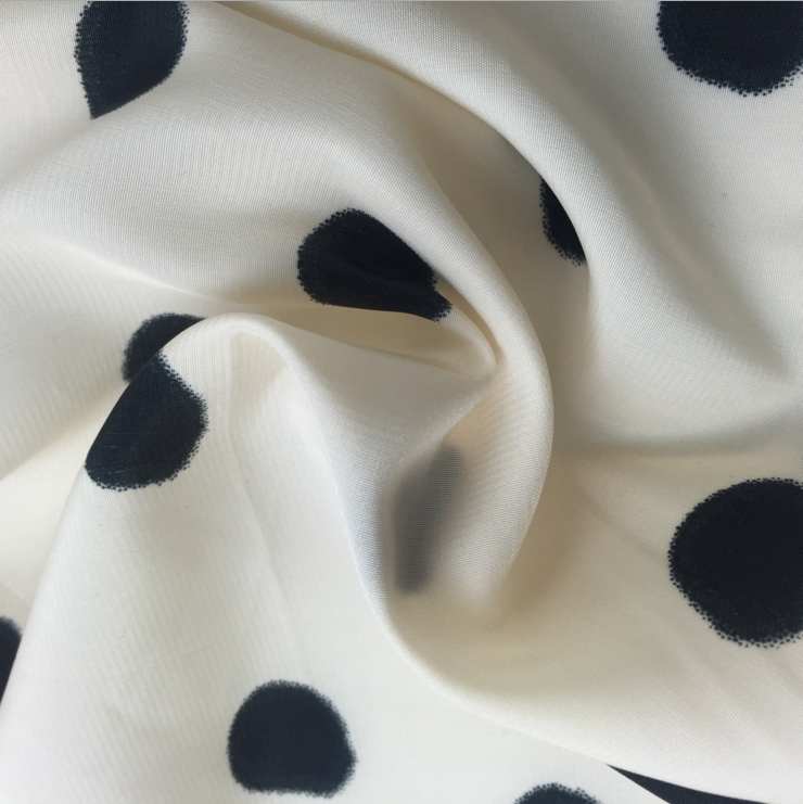 復(fù)合絲水洗絨面料 質(zhì)地柔軟光滑春夏時裝裙子襯衫用布 廠家直銷布料 復(fù)合絲水洗絨面料批發(fā) 廠家直銷復(fù)合絲水洗絨面料