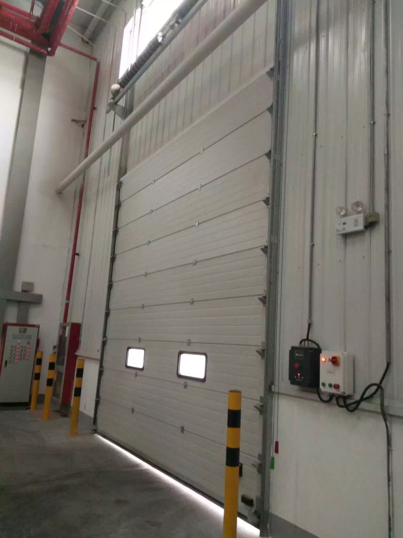 廠家供應(yīng)工業(yè)門，工業(yè)門廠家價(jià)格