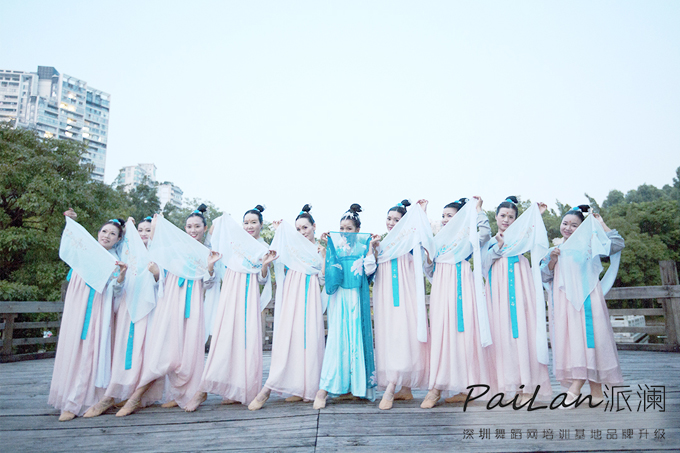 布吉街古典舞暑期集訓(xùn)班-陶冶情操