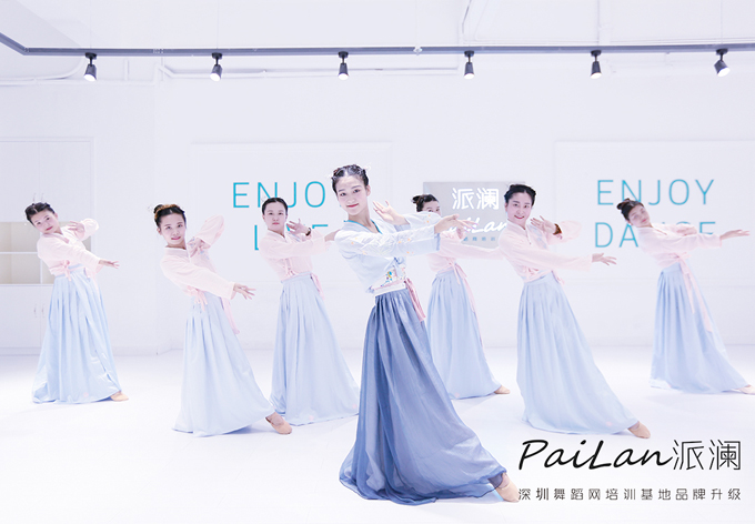 布吉街古典舞暑期集訓(xùn)班-陶冶情操