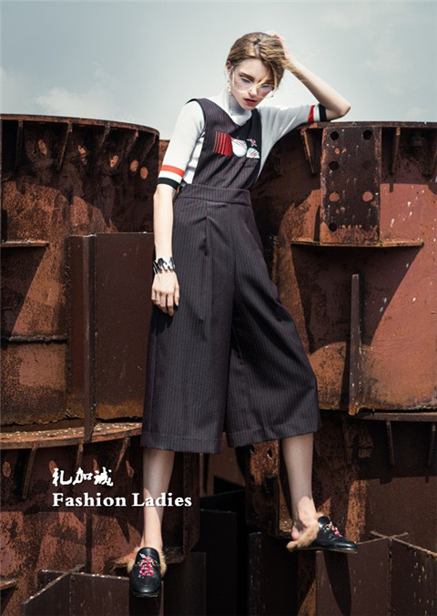 貝勒川女裝折扣 品牌女裝折扣店批發(fā)貨源